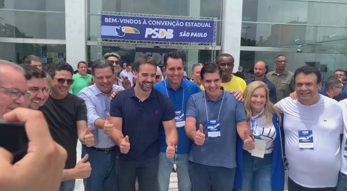 Sem definir comando do partido, PSDB quer focar nas eleições municipais para fortalecer a legenda para 2026