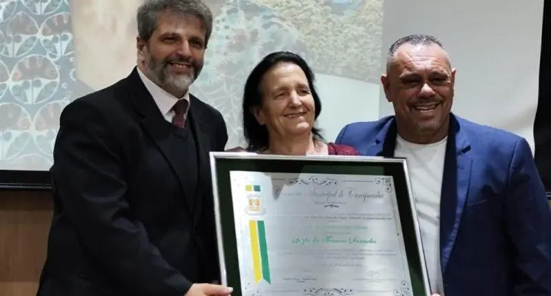 Missionária Luzia Dorneles recebe homenagem da Câmara Municipal de Carapicuíba em seu aniversário