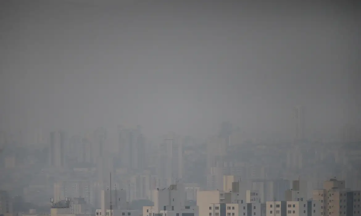 São Paulo prorroga até sábado alerta de risco elevado para incêndios