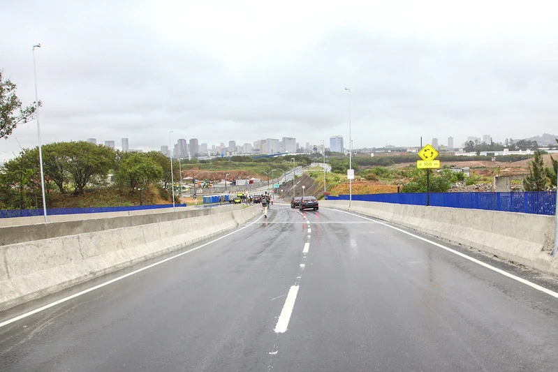 Após inauguração, Viaduto Corredor Oeste em Carapicuíba será liberado para veículos neste domingo (20)