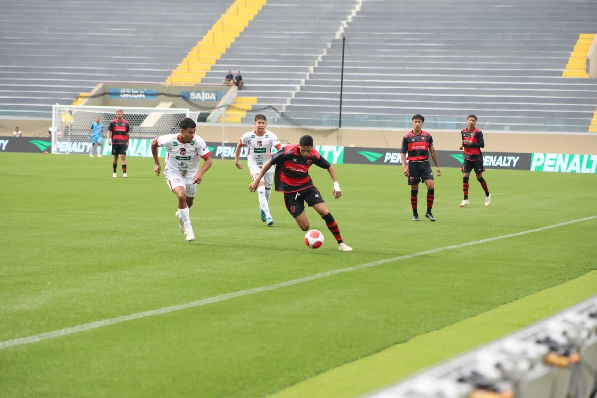 Oeste Barueri volta a campo pela Copa São Paulo nesta segunda (6) em busca da primeira vitória